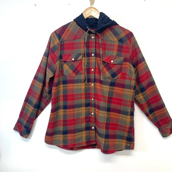 Legendary Whitetails Tops - Legendary Whitetails Flannel Shirt Jacket Woman XXL Hood Pearl Snap Plaid Casual